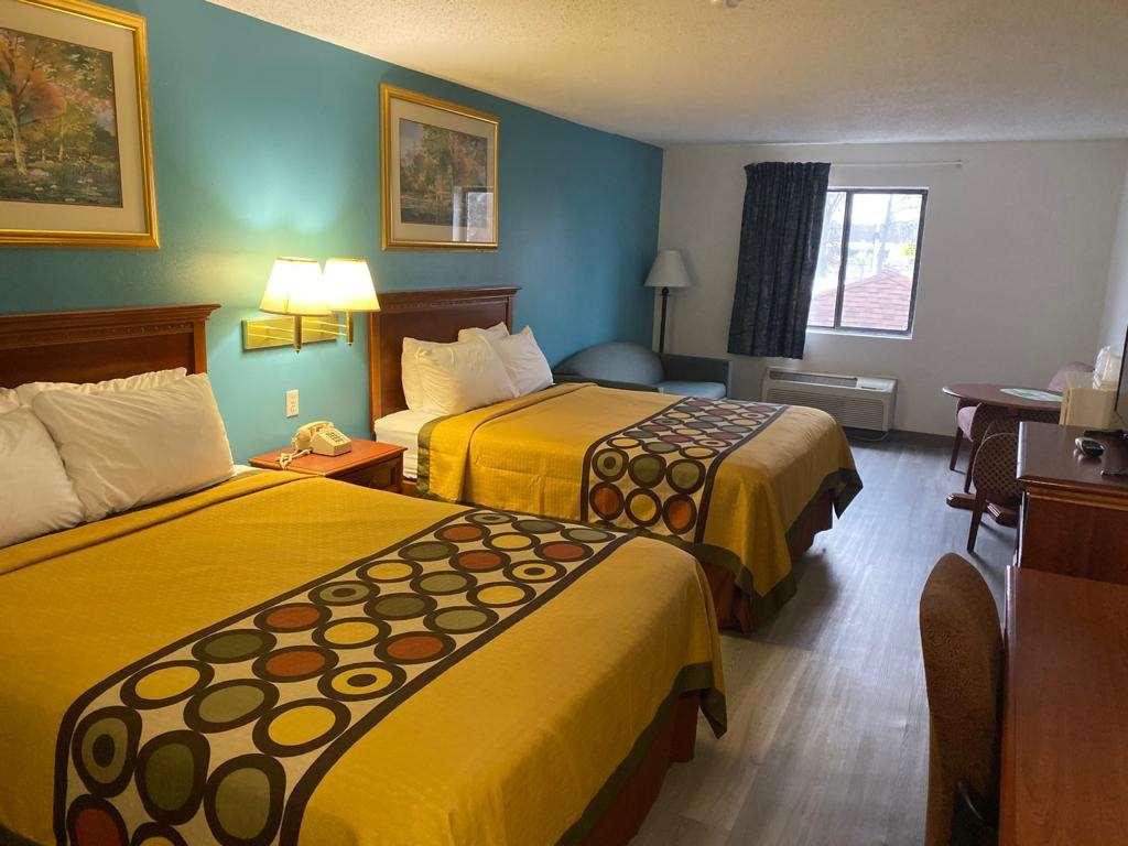 Americas Best Value Inn West Frankfort Quarto foto